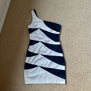 One shoulder dress